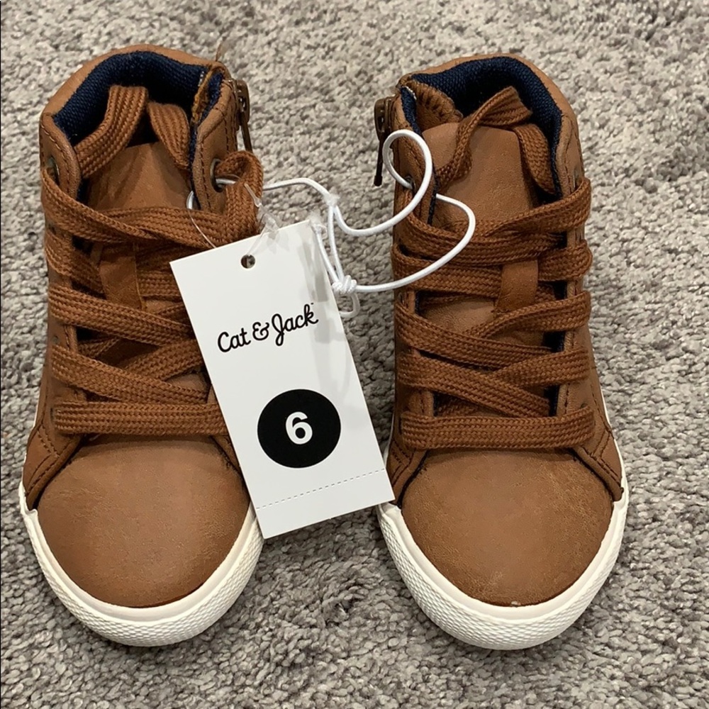 Toddler shoes